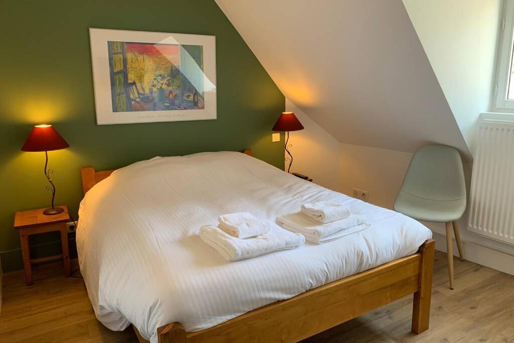 Ferienwohnung Le Cheval Bixio Beaune  Exterior foto